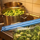 Bag sealing clips for food preparation
